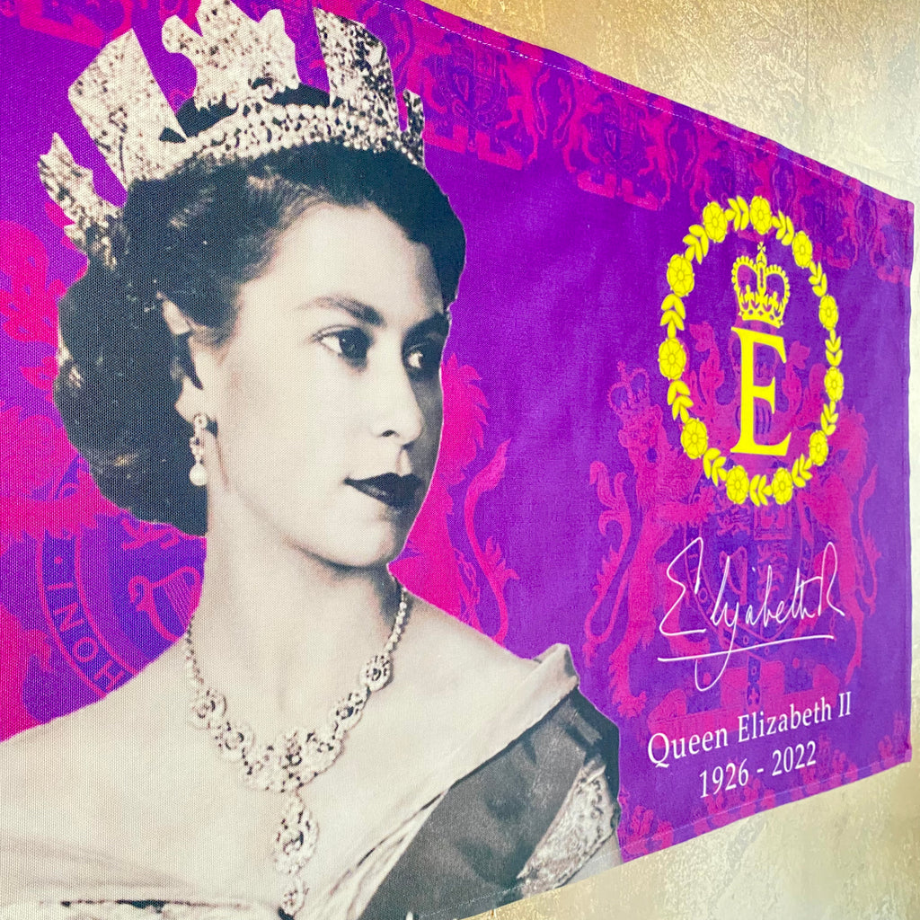Tea Towel Queen Elizabeth ll Commemorative